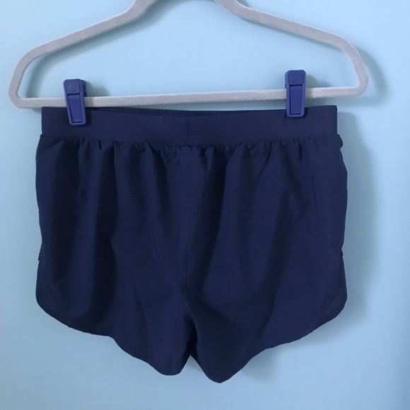 NAVY UNDER ARMOUR SHORTS - Picture 2 of 3